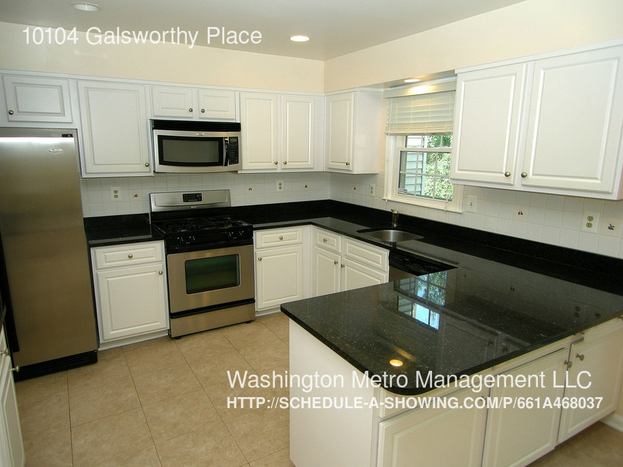 10104 Galsworthy Place - Photo 2