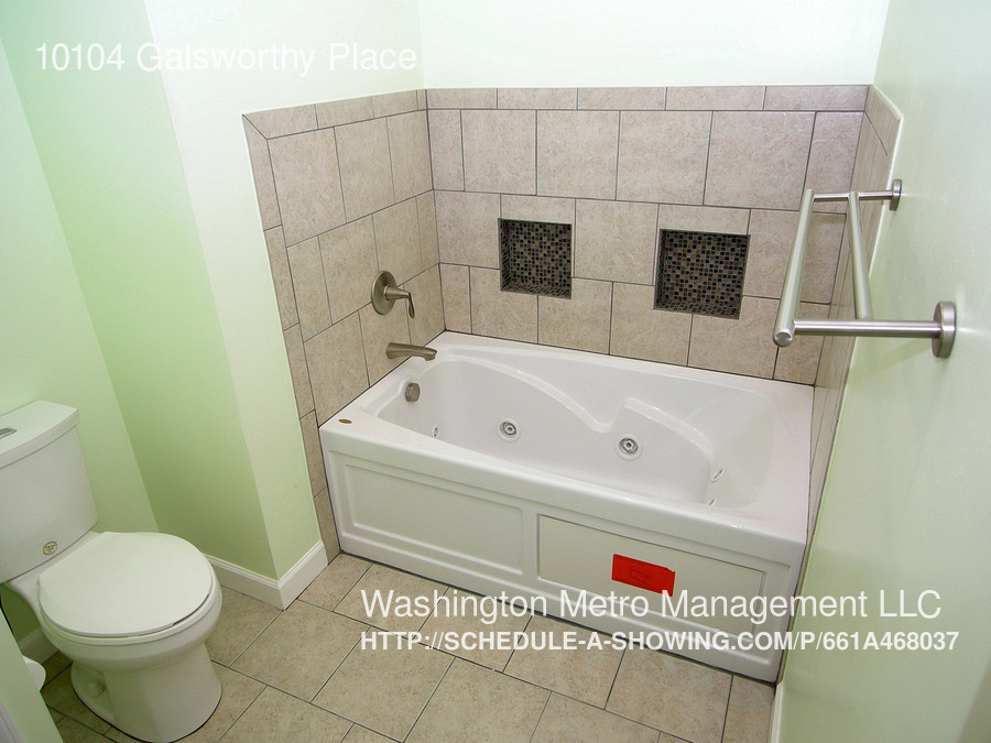 10104 Galsworthy Place - Photo 9