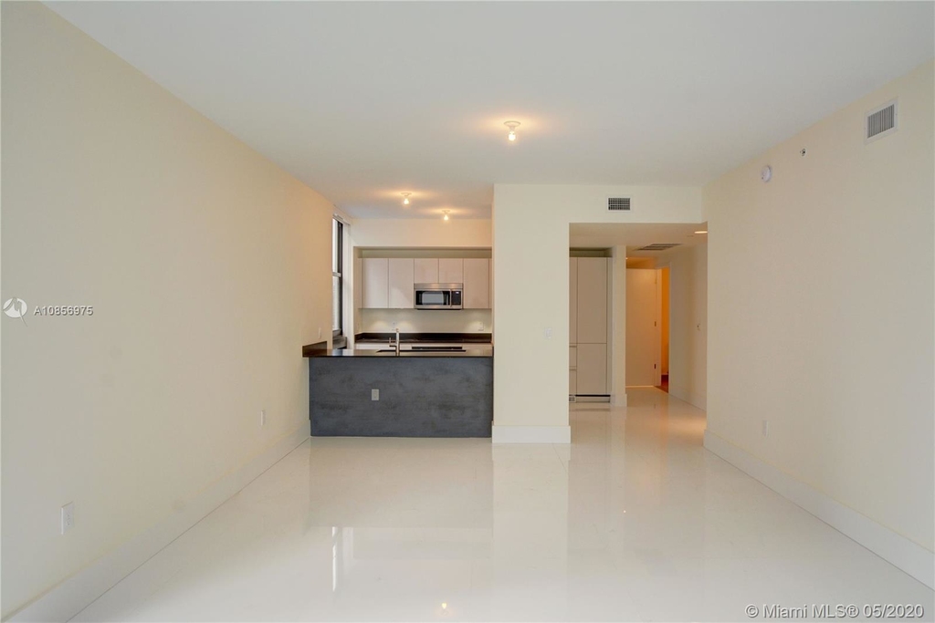 1010 Brickell Ave - Photo 4