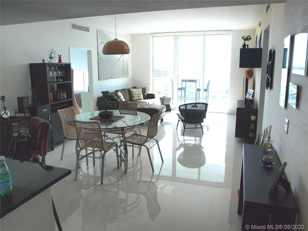 951 Brickell Ave - Photo 7