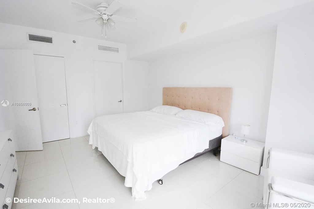 485 Brickell Ave - Photo 9