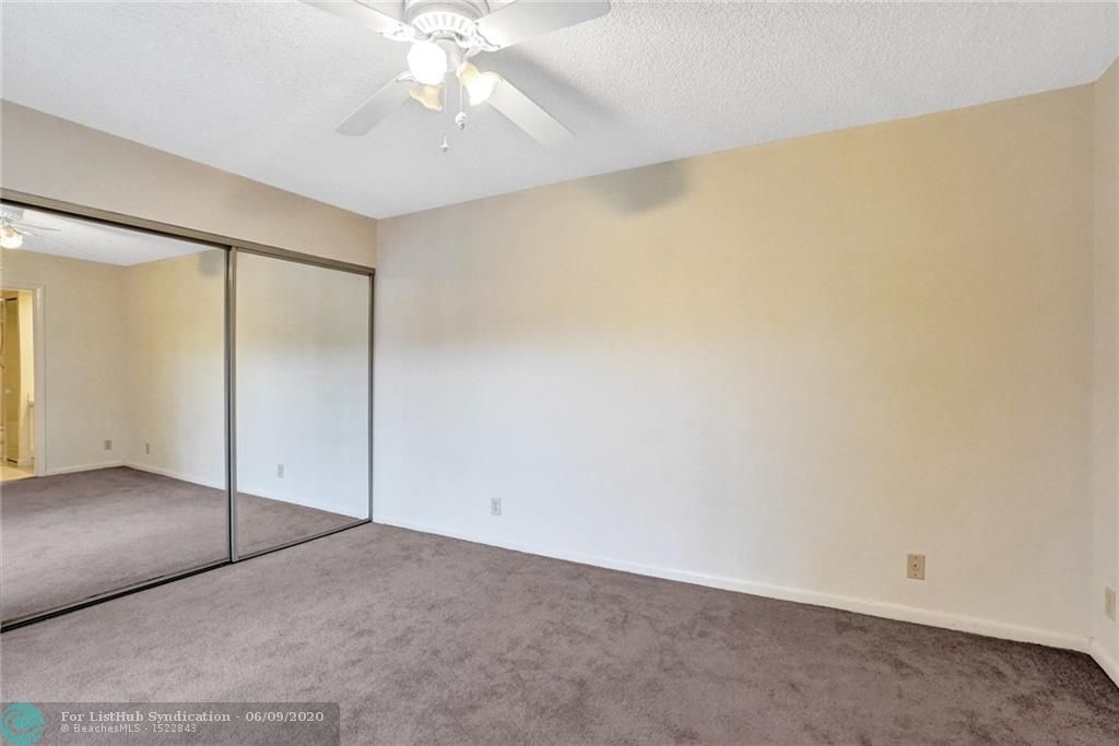 2573 Lakeview Ct - Photo 25