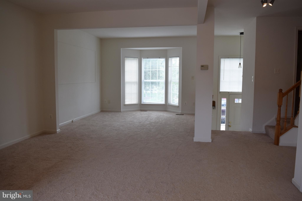 45006 University Drive - Photo 11