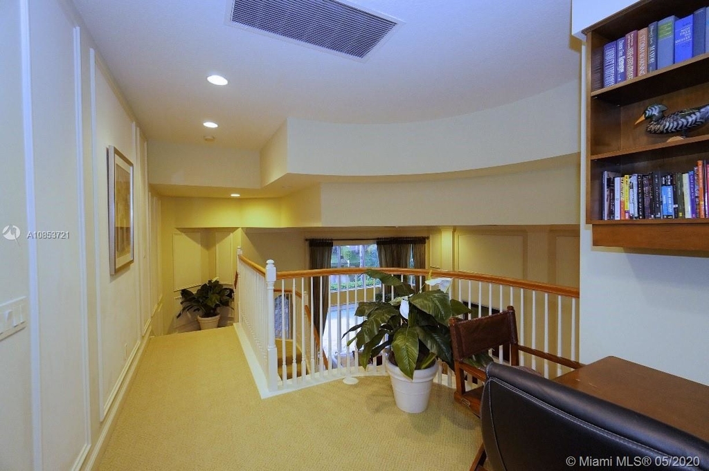 10997 Canary Island Ct - Photo 116