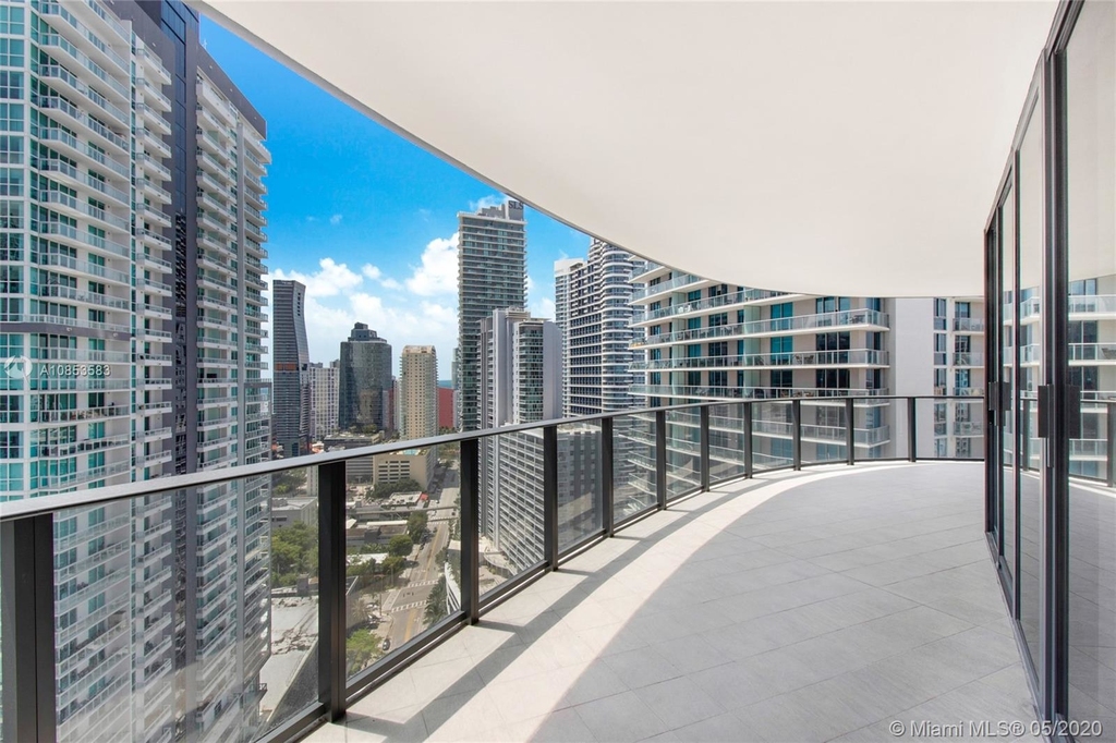 1000 Brickell Plz - Photo 7