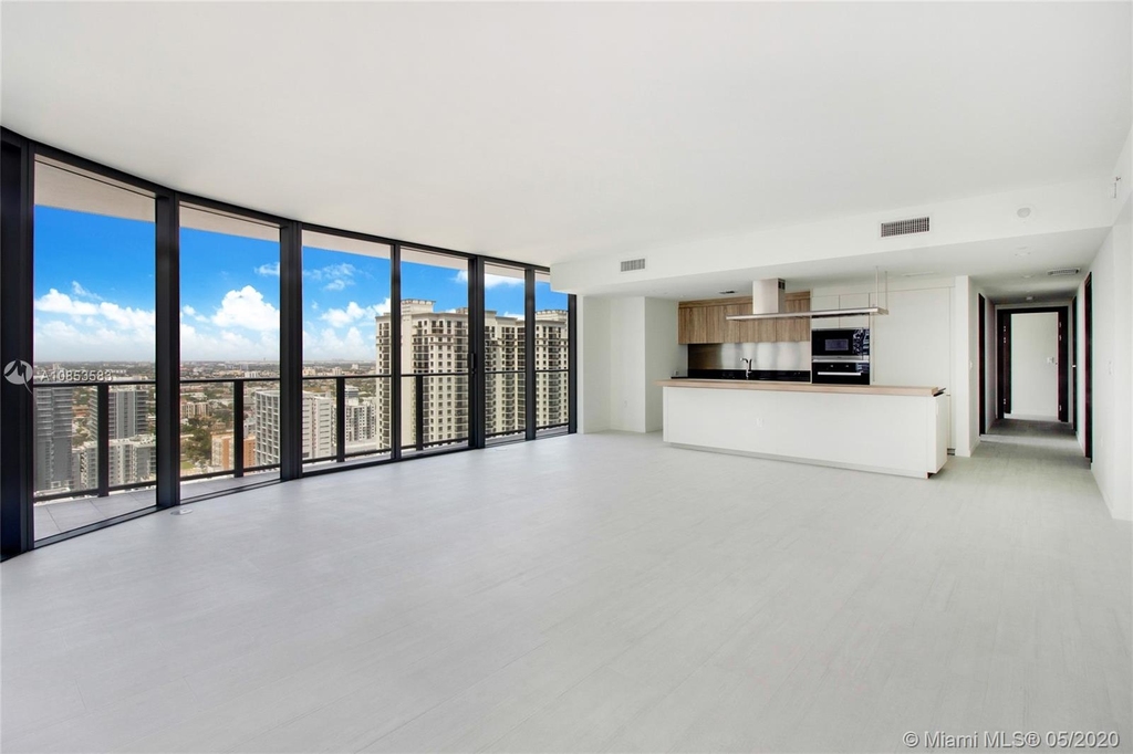 1000 Brickell Plz - Photo 17