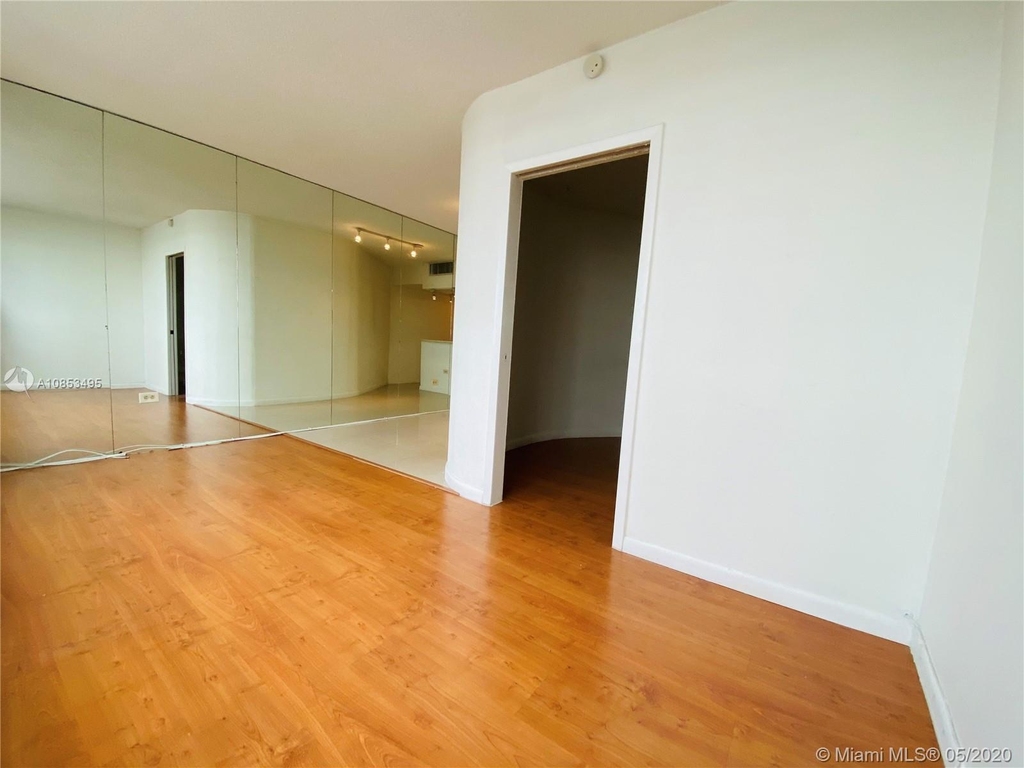 999 Brickell Bay Dr - Photo 31