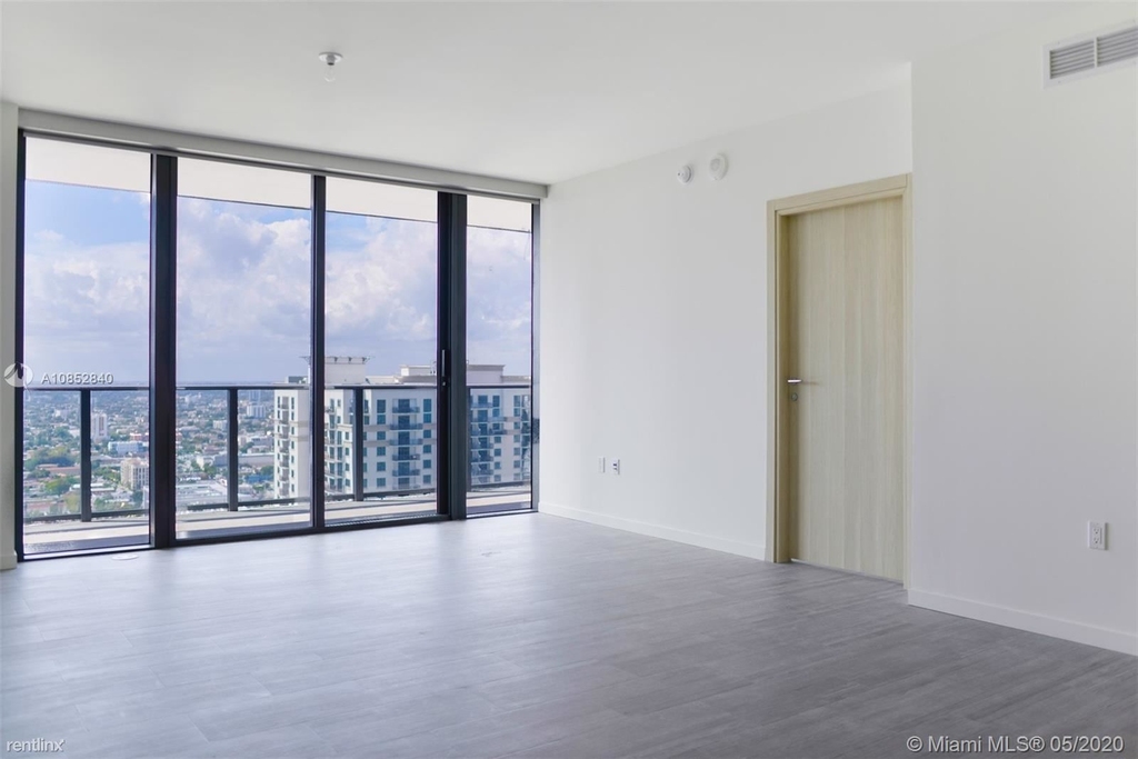 1000 Brickell Plz Unit 2904 - Photo 3