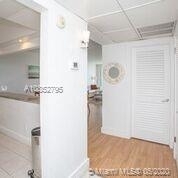 19370 E Collins Ave - Photo 10