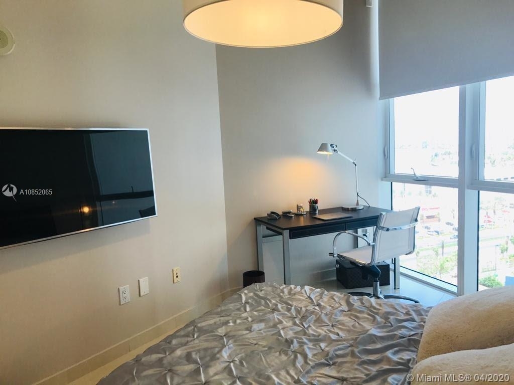18101 Collins Ave - Photo 33