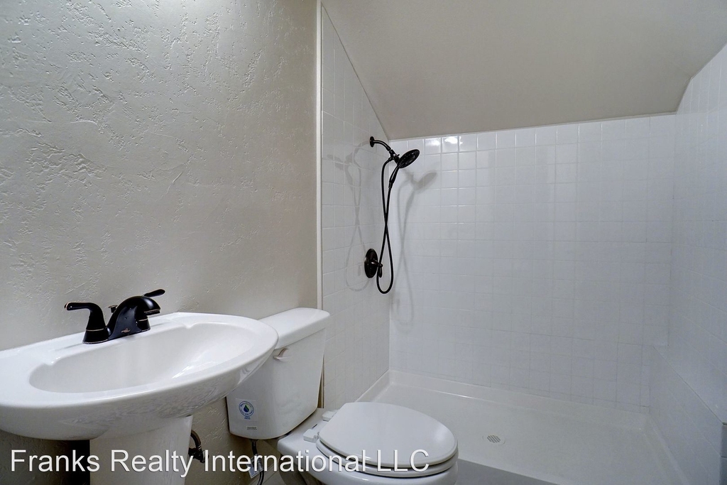 3713 & 3715 Modlin Ave. - Photo 10