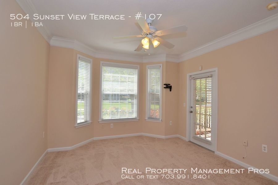 504 Sunset View Terrace - Photo 10