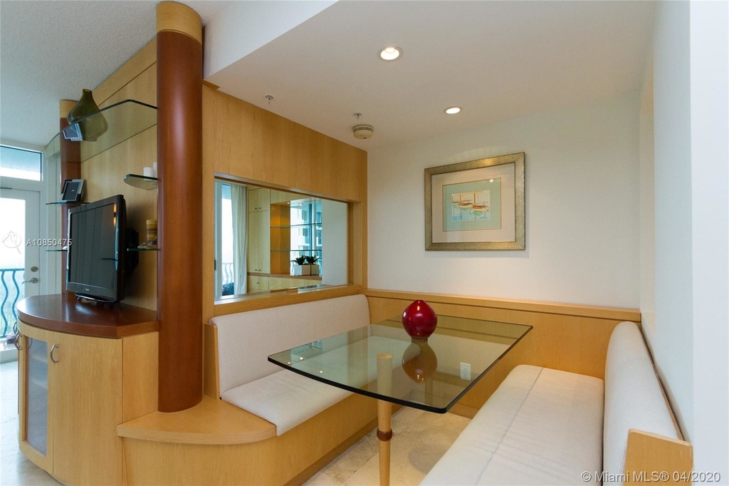 1500 Ocean Dr - Photo 17