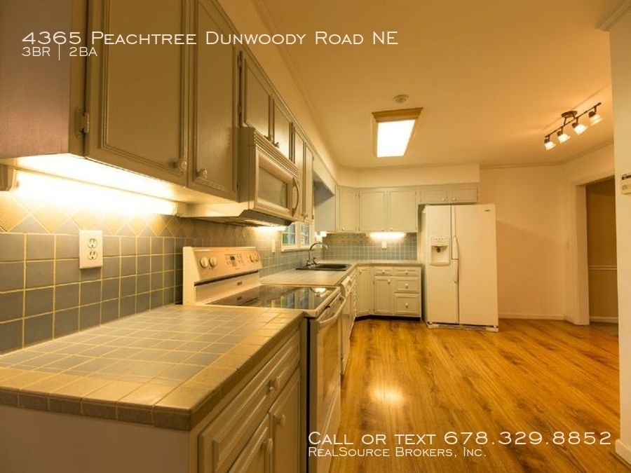 4365 Peachtree Dunwoody Road Ne - Photo 4