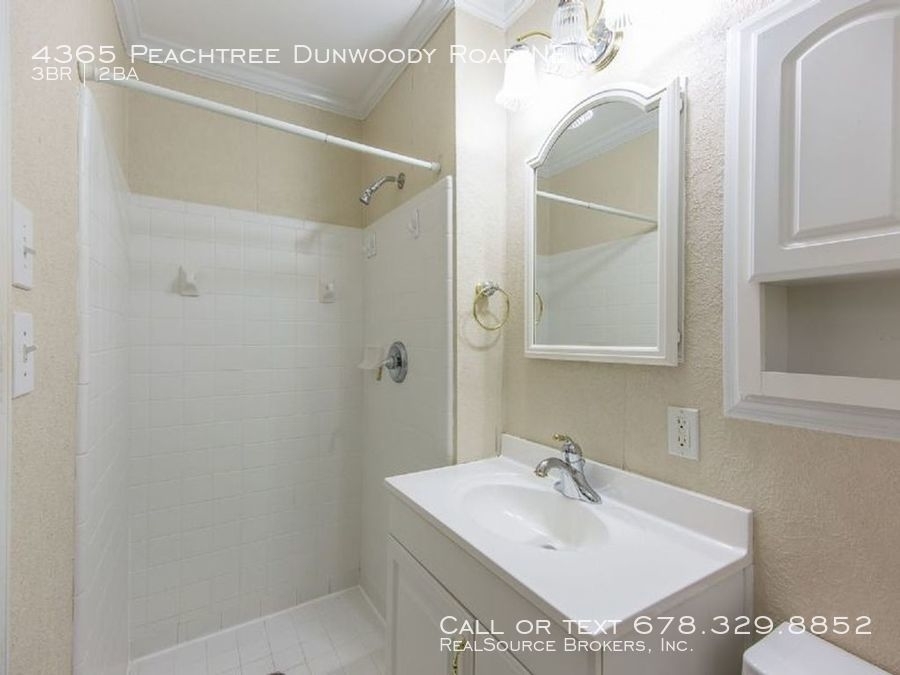 4365 Peachtree Dunwoody Road Ne - Photo 9