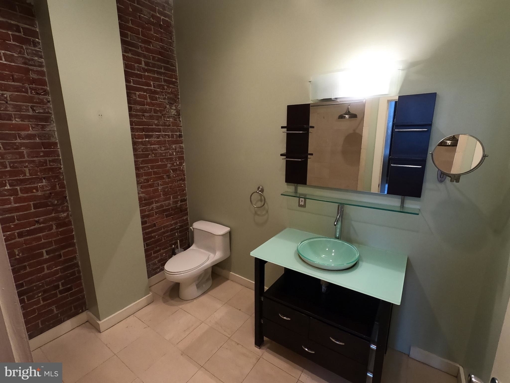 828 N Hancock Street - Photo 9