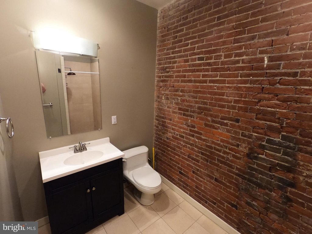 828 N Hancock Street - Photo 10