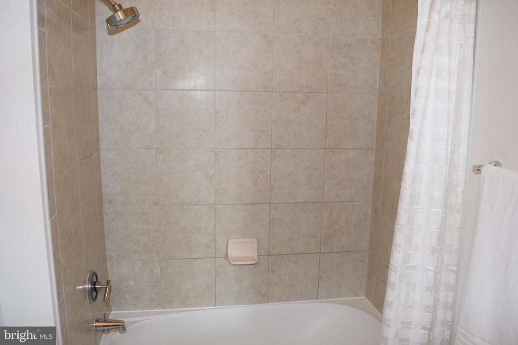 520 John Carlyle St #402 - Photo 20