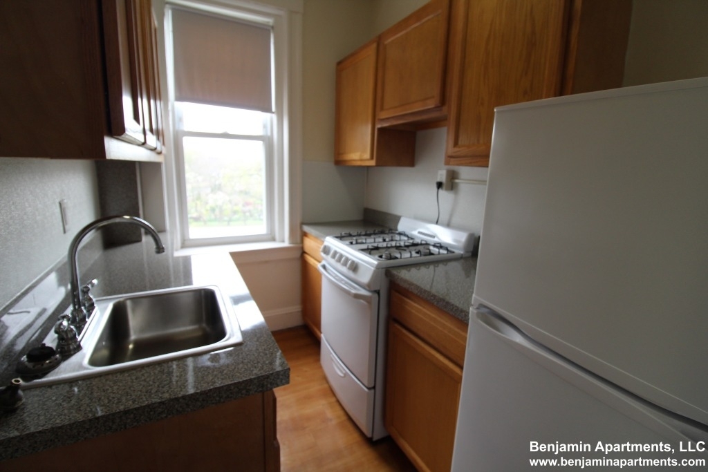 1175 Boylston Street - Photo 0