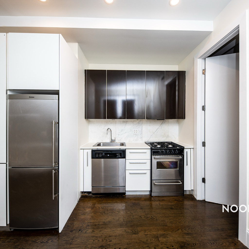 115 South 2nd Street - Photo 4