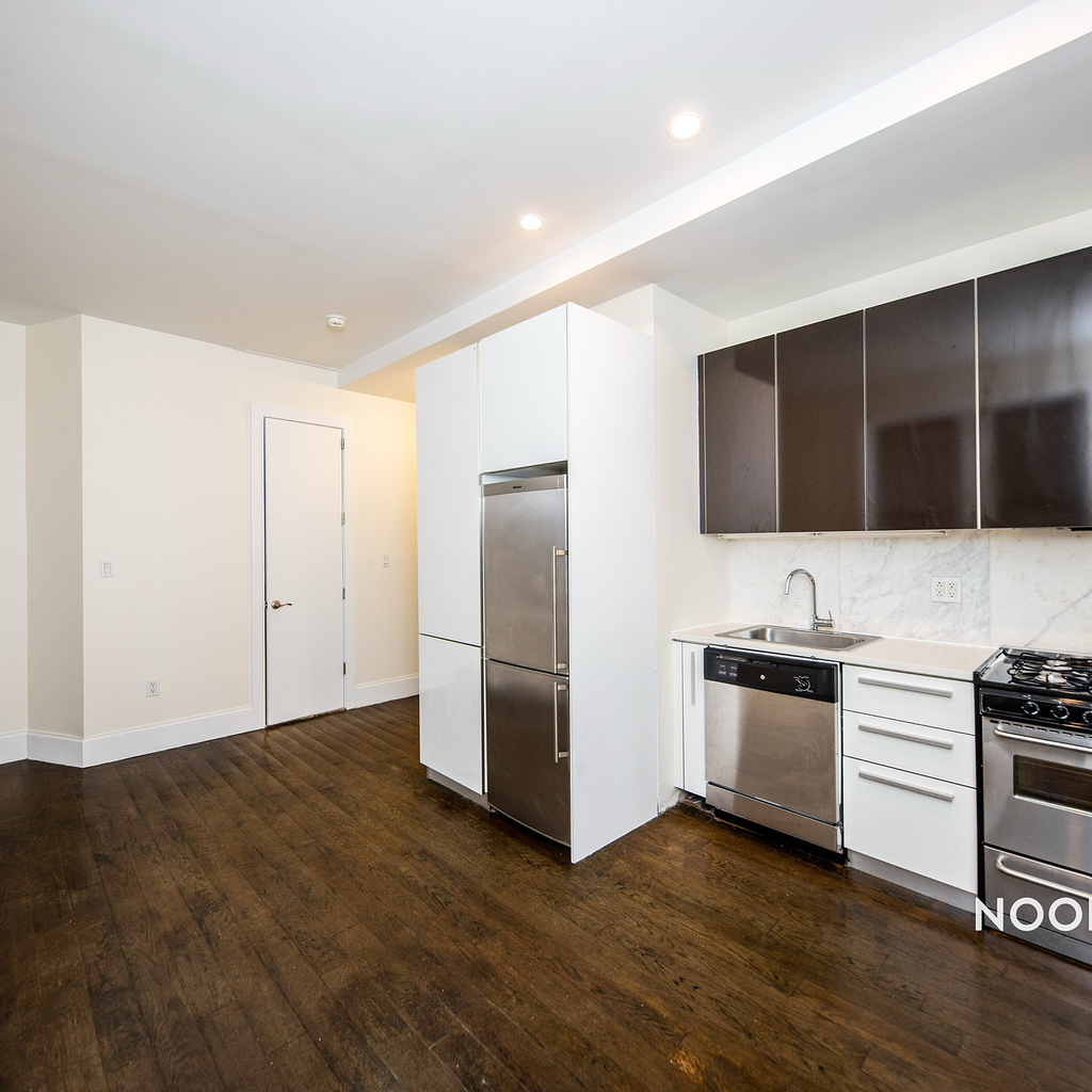 115 South 2nd Street - Photo 5