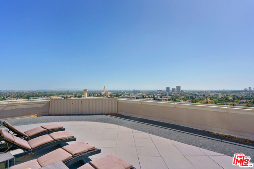 10590 Wilshire - Photo 10