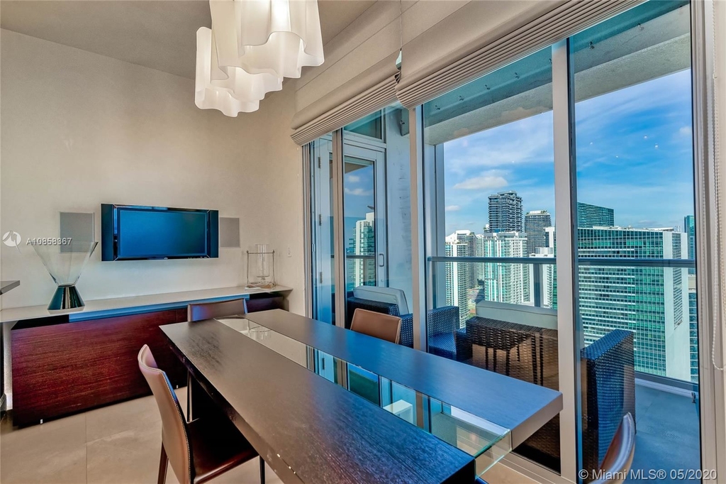 1425 Brickell Ave - Photo 12