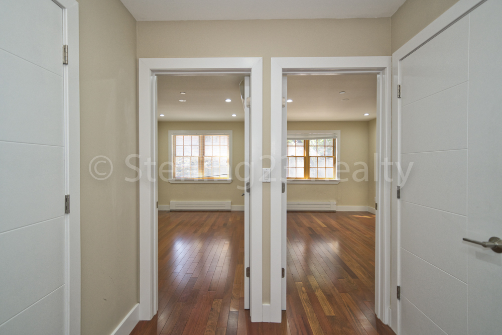 21-8 Steinway Street - Photo 18