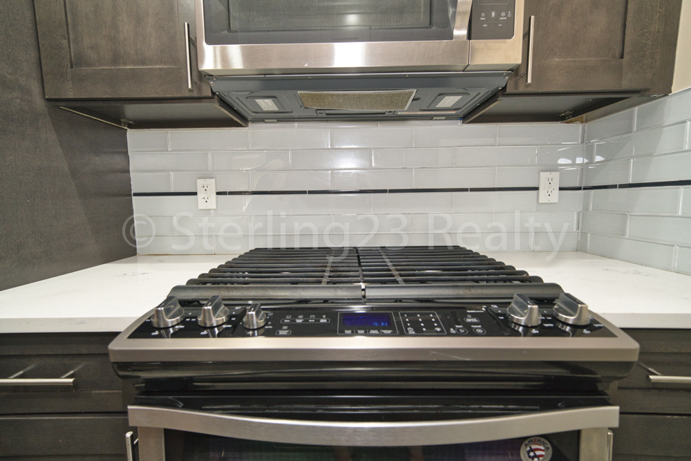 21-8 Steinway Street - Photo 3