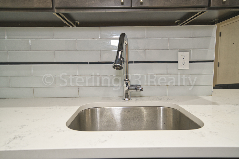21-8 Steinway Street - Photo 4