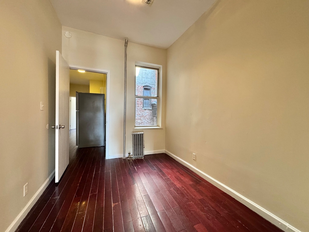65 Wyckoff Avenue - Photo 5