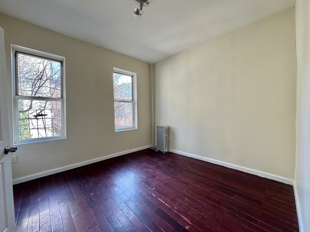 65 Wyckoff Avenue - Photo 6