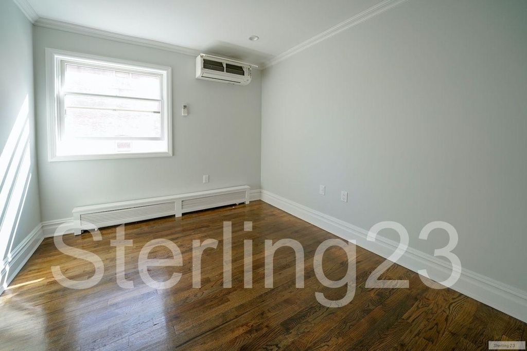 25-61 46th St. - Photo 6