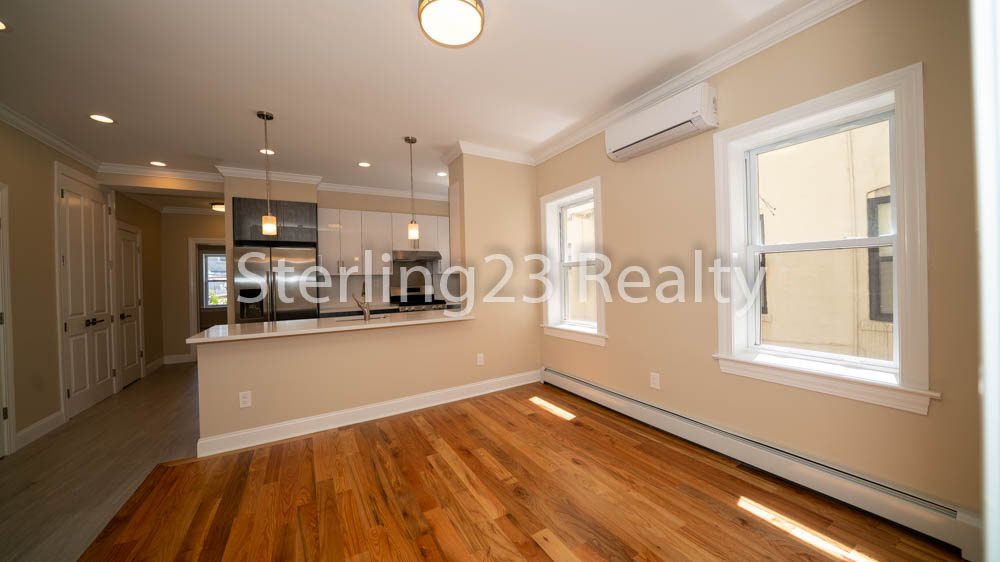 21-65 36th Street - Photo 4