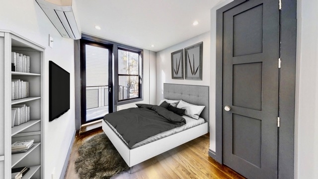 119 Kent Ave - Photo 1