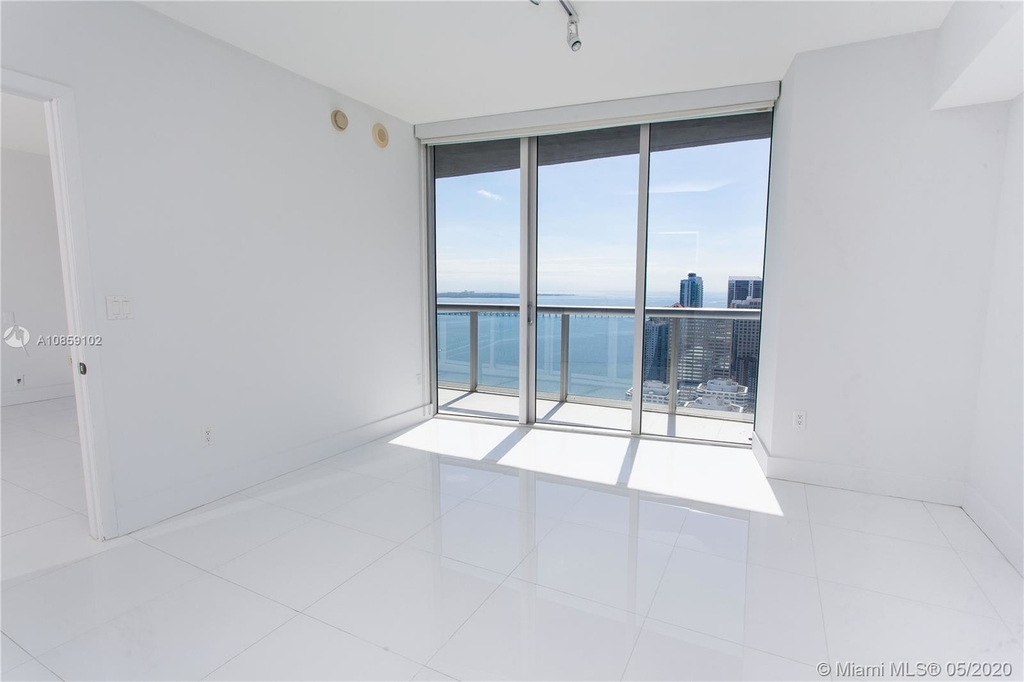 495 Brickell Ave - Photo 2