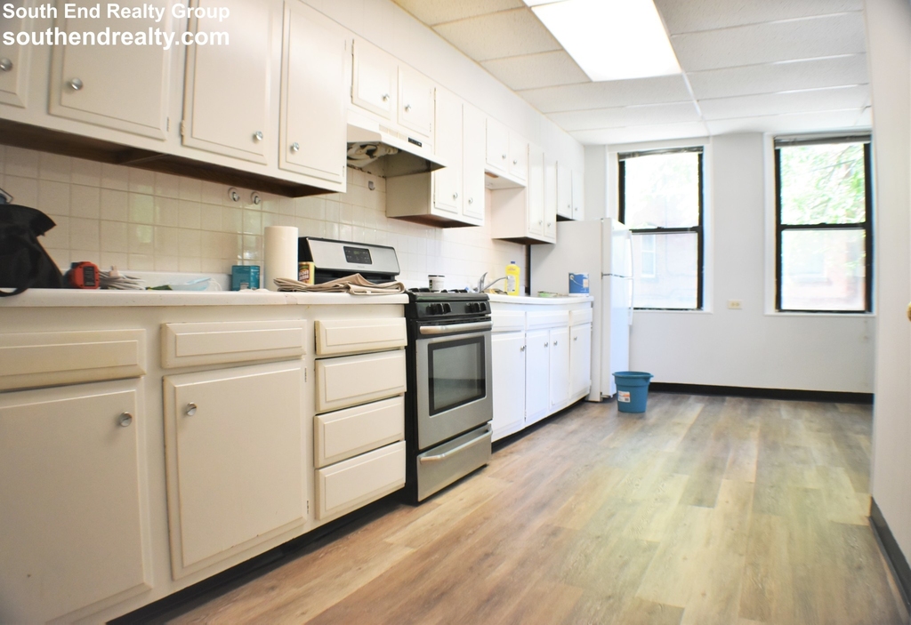 55 Hemenway - Photo 21