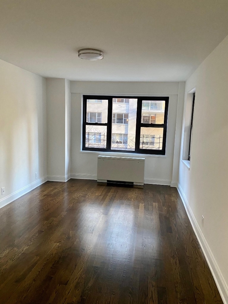 Sutton Place 1st Ave  at E56th St 3 Bedroom Flex Unit No Fee - Photo 6