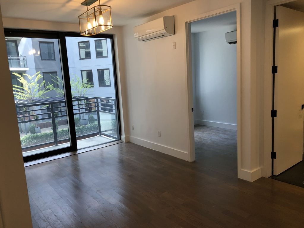 125 Borinquen Pl - Photo 5