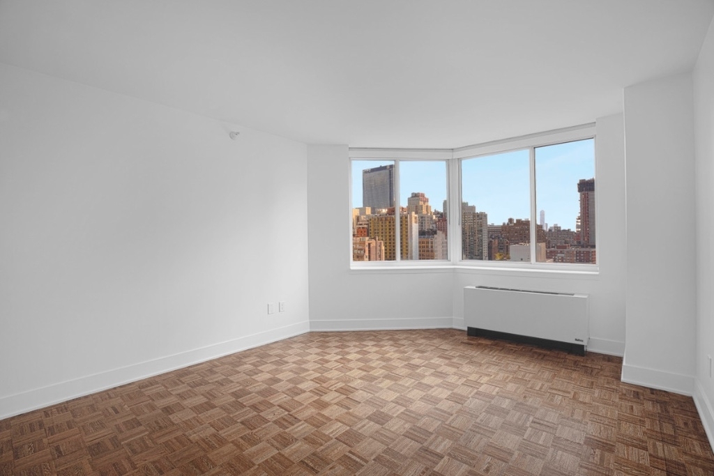 420 West 42nd Street  - Photo 4