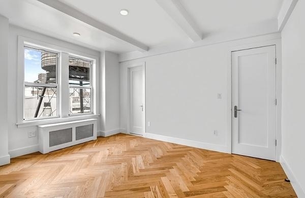 301 East 21st Street - Photo 4