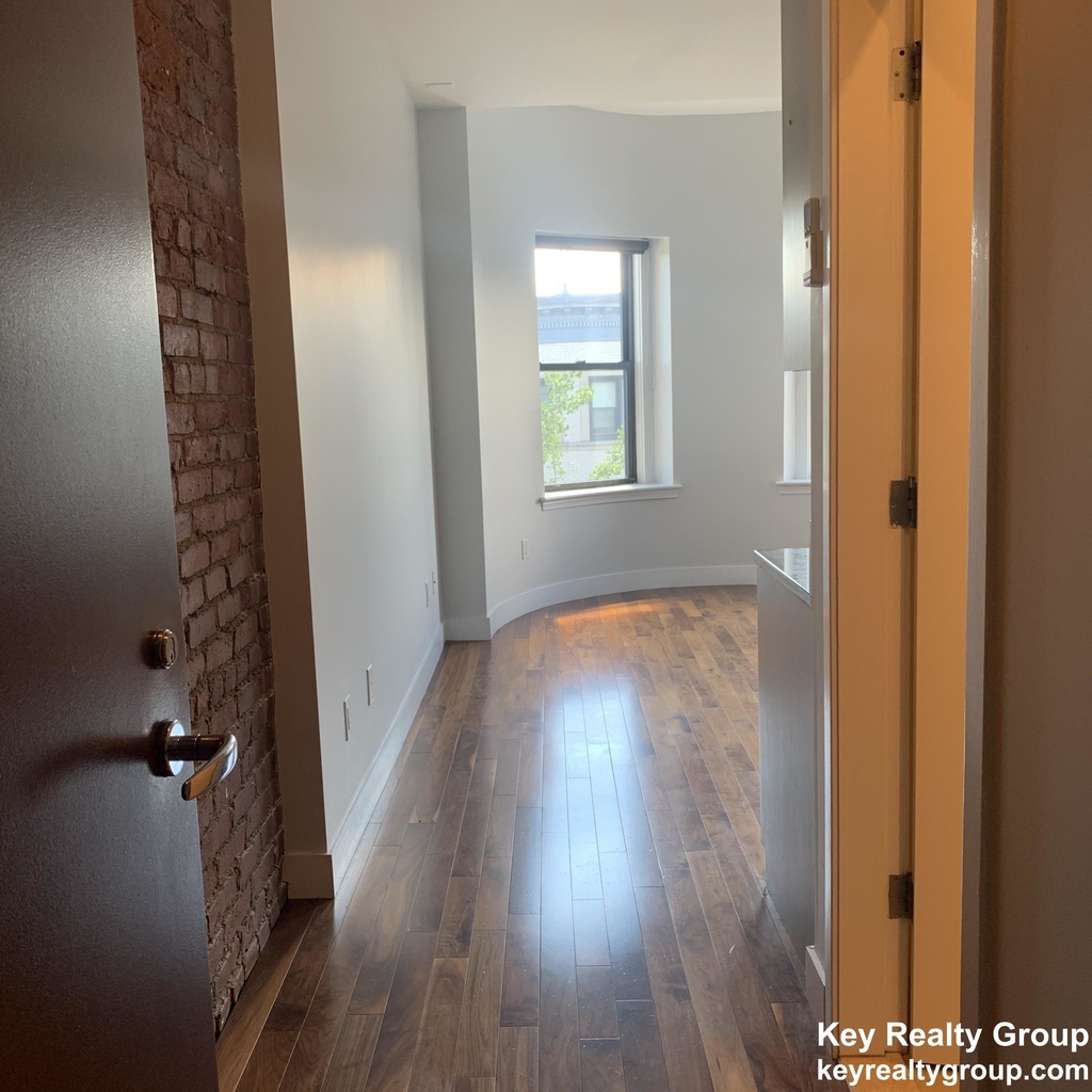 6-12 Blackwood St. - Photo 0