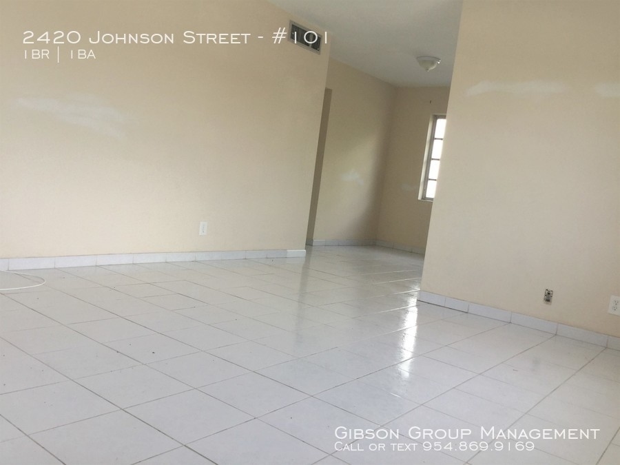 2420 Johnson Street - Photo 3