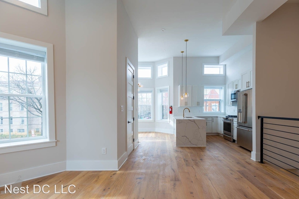 3001 11th St Nw - Photo 0