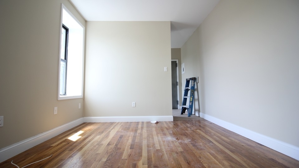 330 Lewis Ave - Photo 5