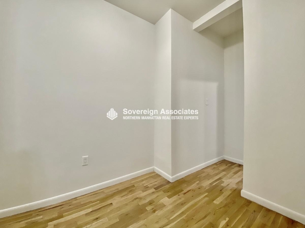 1270 First Avenue - Photo 6