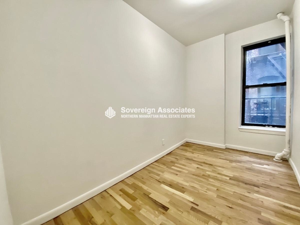 1270 First Avenue - Photo 3