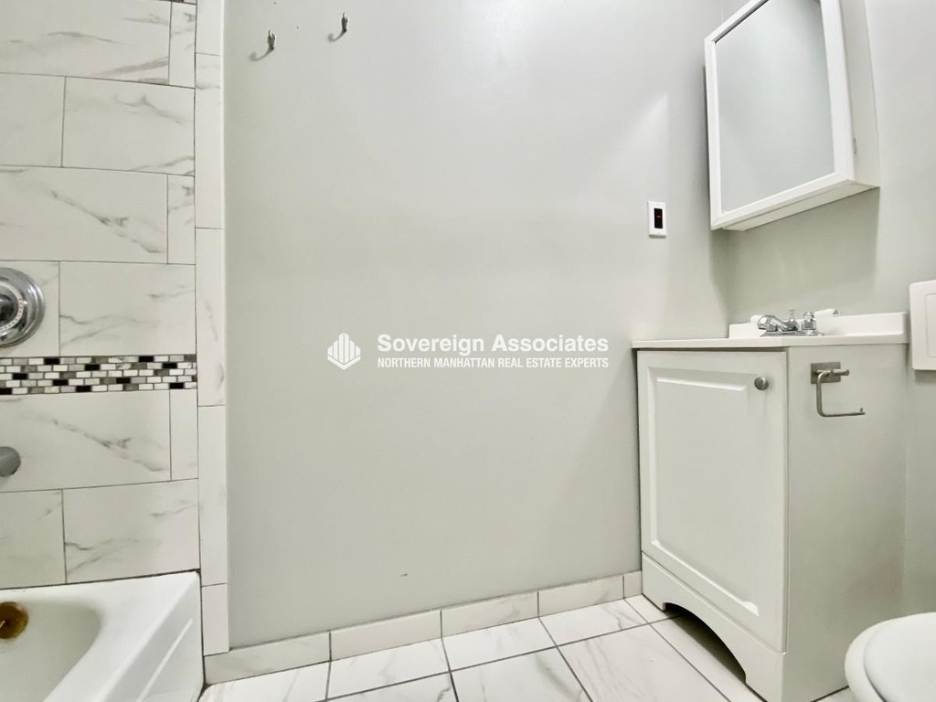 1270 First Avenue - Photo 9