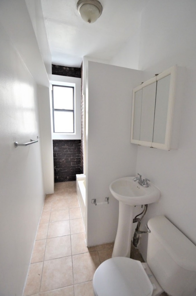 510 W 148th - Photo 7