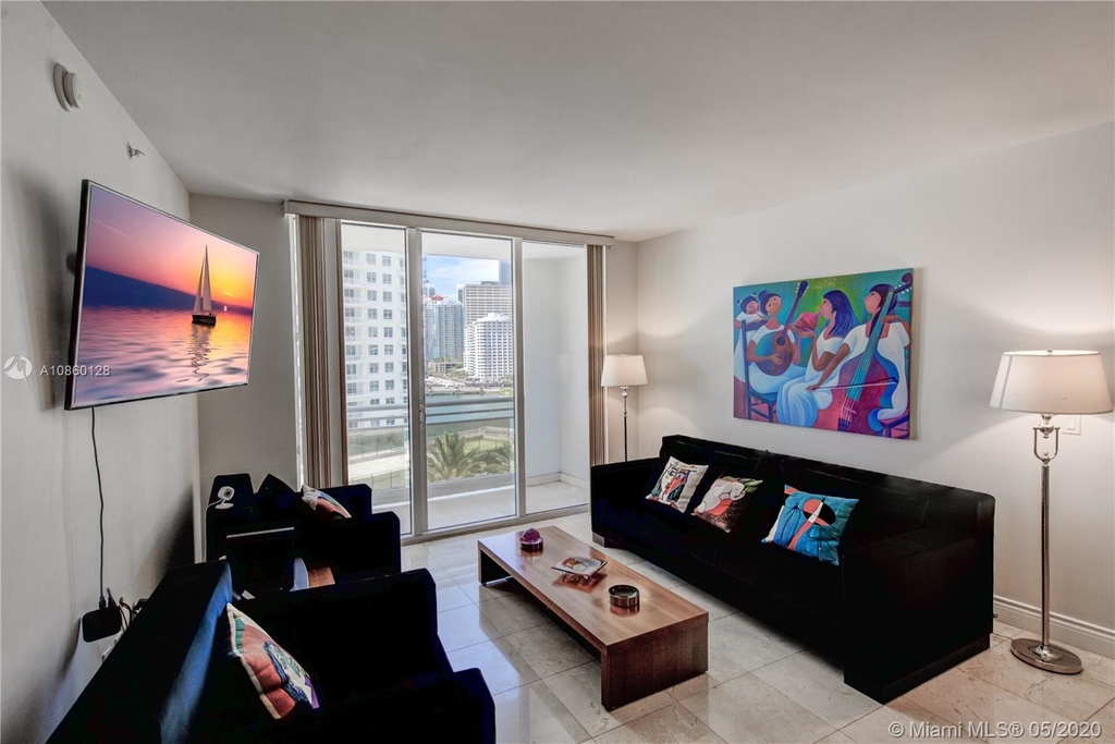 901 Brickell Key Blvd - Photo 9